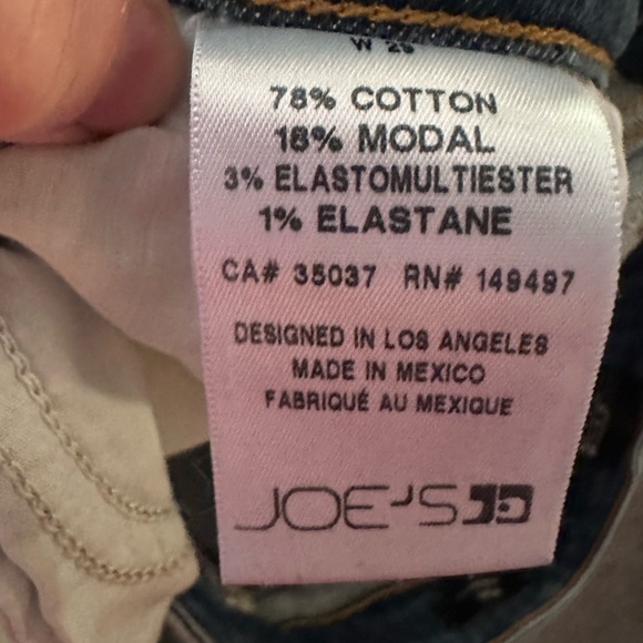 Joe’s Jeans Lara Cigarette in Claudia Mid Rise Jeans Slim Fit - Picture 13 of 13